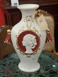 Vaso porcellana SER Capodimonte 