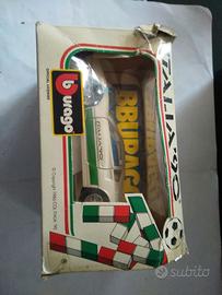 Ferrari 308 GTB Italia 90 1/24 burago