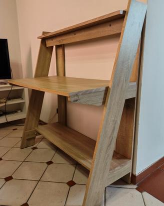 Scrivania con mensola 