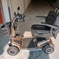 Scooter elettrico per anziani 