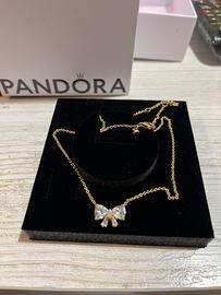 Collana con fiocco luminoso Pandora