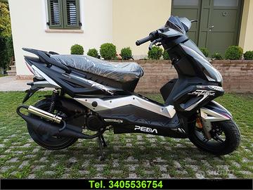 Scooter 125cc appena prodotto e pronto all'uso