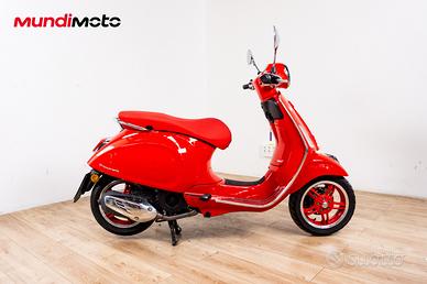 VESPA PRIMAVERA 125 RED - 2024