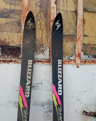 scii da neve  con attacchi usati poco