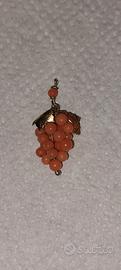 ciondolo in vero corallo e argento dorato