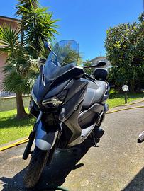 Yamaha xmax 125