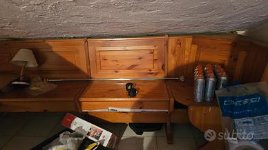 Panca di legno angolare, per interni ed esterni