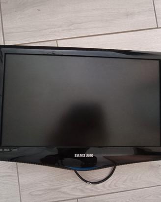 TV Samsung funzionante  19 pollici