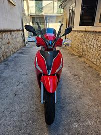 Kymco People 150i S