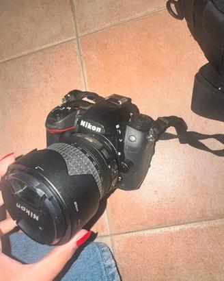 Nikon D7000 +Obiettivo Nikkor 18-105mm VR+Custodia