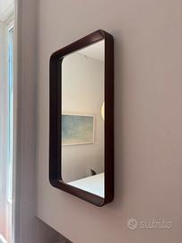 Specchio in legno curvato