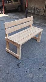 panchina in legno