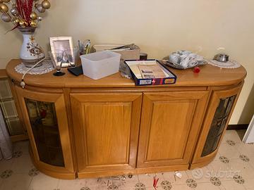 SET DI MOBILI