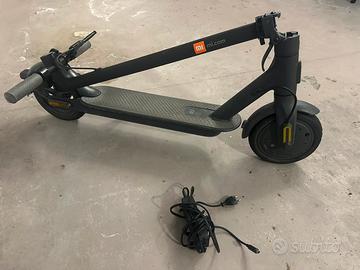 Monopattino Xiaomi.