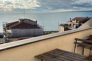 3vani/lungomare/postoauto