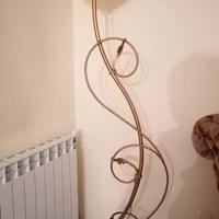 piantana in ferro battuto artigianale 