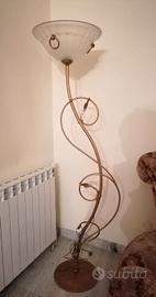 piantana in ferro battuto artigianale 