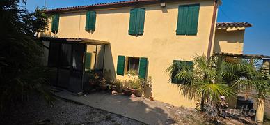 Rustico 1820 - 160mq + 3000mq terreno.
