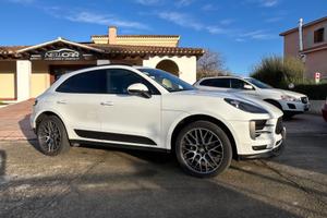 Porsche Macan 2.0 245 cv restyling
