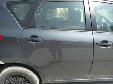 Portiera laterale posteriore destra SUBARU TREZIA