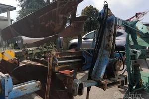 Aratro monovomere Moro