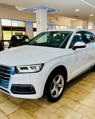 Audi Q5 2.0 TDI 190 CV S tronic QUATTRO Sport / LE