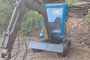 miniescavatore/escavatore IMEF HE230