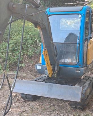 miniescavatore/escavatore IMEF HE230