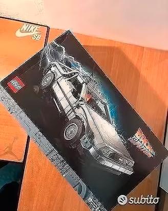 Lego Icons Macchina del Tempo Ritorno al Futuro