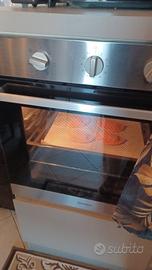 Forno Indesit ad incasso