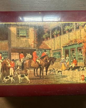 Scatola cofanetto in legno per sigarette vintage