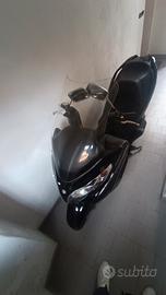 Suzuki Burgman 400