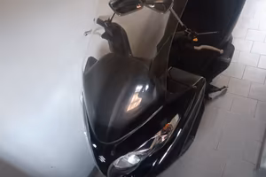 Suzuki Burgman 400