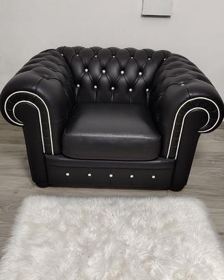 Poltrona in pelle tipo Chesterfield come nuova!