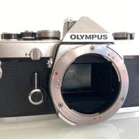 Olympus OM-1