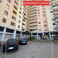 Piazza Pertini 4 vani + acc e box auto