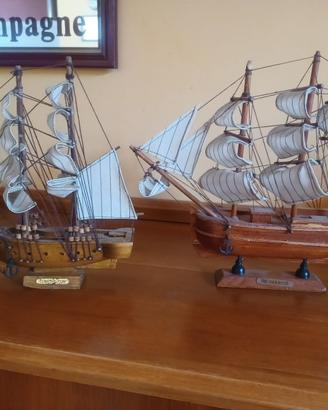 velieri da collezione Constitution e HMS Endeavour