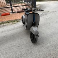 Vespa 50 special