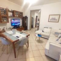 T.Natale piano rialzato con 2terrazzi e posto auto