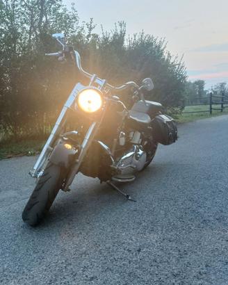 HARLEY DAVIDSON FAT BOY 2011
