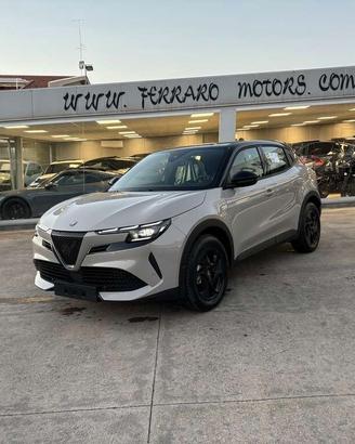 Alfa Romeo Junior 1.2 145 CV Hybrid 2026 KM 0 IVA 