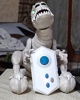 Dinosauro telecomandato 