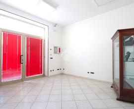 NEGOZIO A ALESSANDRIA