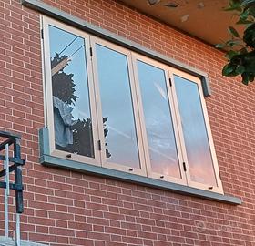 Serramenti in alluminio bronzati