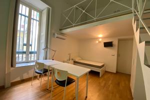 Stanza per studentesse napoli centro storico
