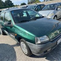 RENAULT Clio 66,000km 1.2 5p senza nessun lavoro