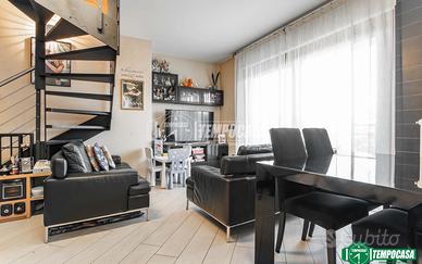 ATTICO DI 115 MQ CON DUE TERRAZZI DI OLTRE 20 MQ,