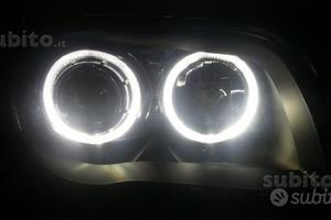 Fari anteriori angel eyes BMW E87 serie1 LED