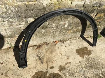 Parafangghetto anteriore sx