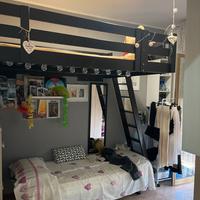 Letto 1 pazza e 1/2 sospeso